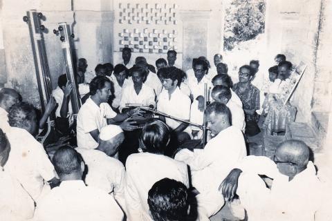 Pandit Arun Kashalkar offering his sewa in Dattamandir, Aundh